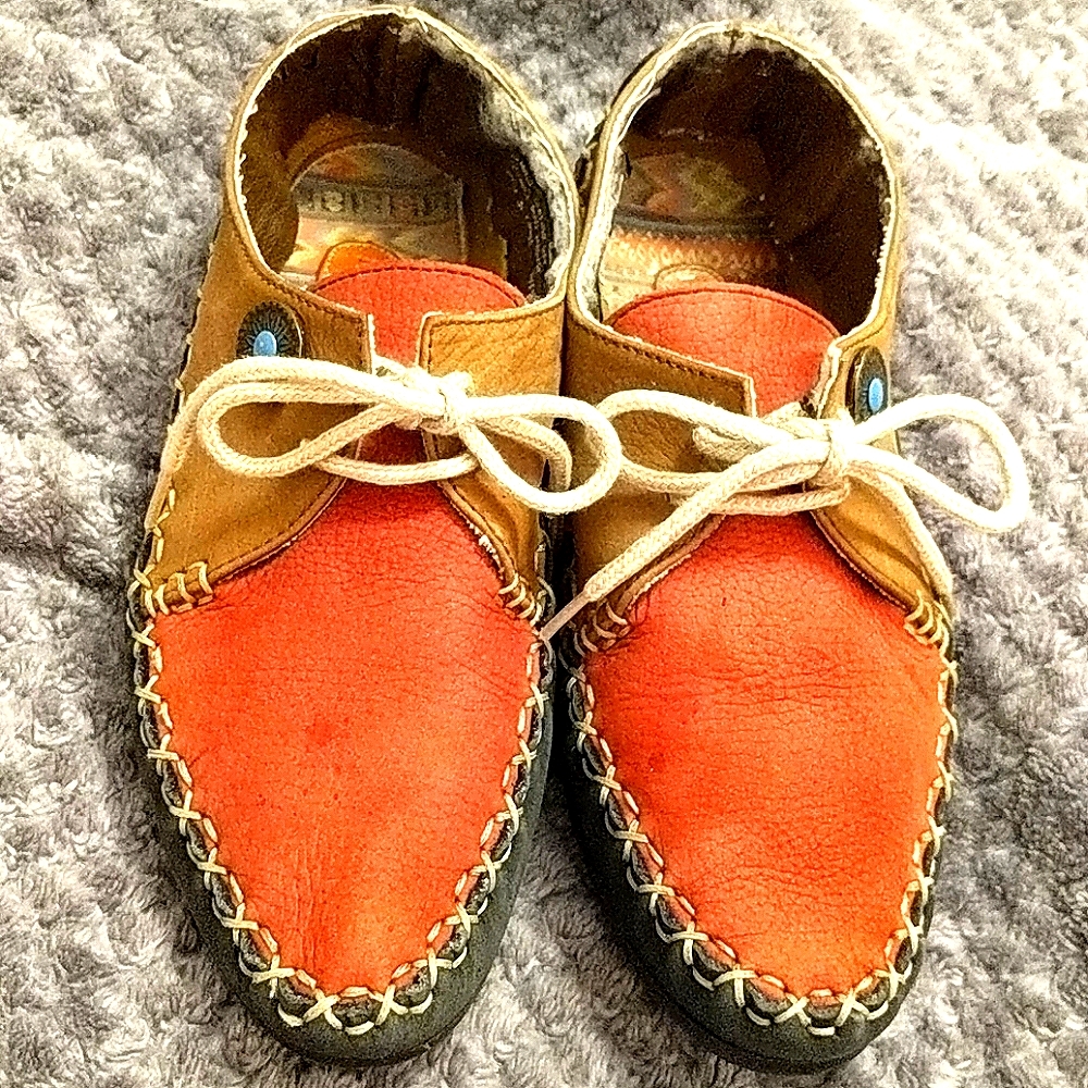 Hush Puppies Moccasins size 6